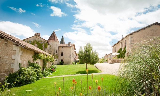 Gurat House | Chateau de Gurat