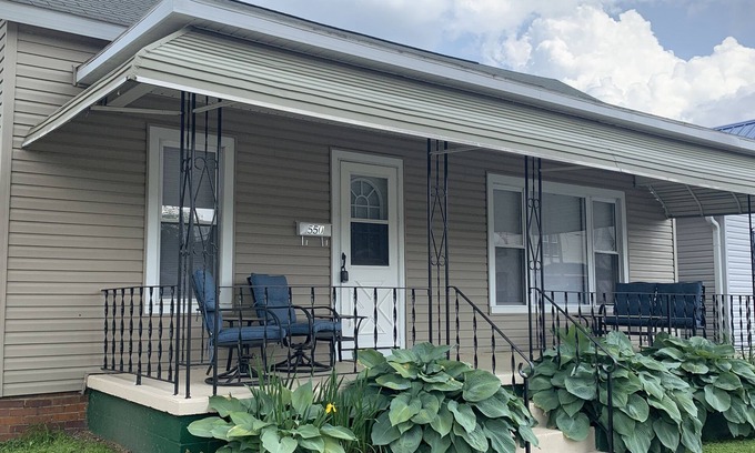 Nelsonville House | Cheerful 3 bedroom, 2 bath home.