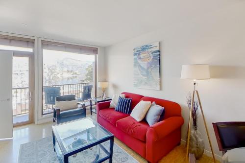 Chelan Apartment | Chelan Resort Suites Sunny Shores 310