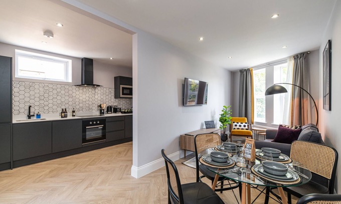 Newcastle-upon-Tyne Apartment | Chelmsford Loft 4 in Newcastle Upon Tyne