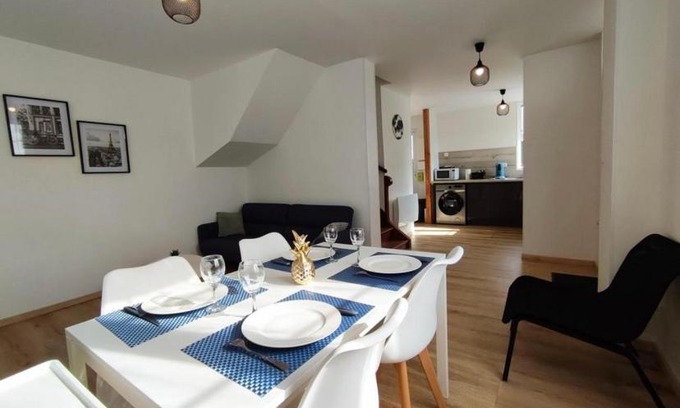 Eu House | Chez Elise et Vincent