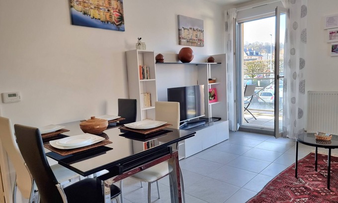 Honfleur Condo | π Chez Lou et Dan, 4P apartment with balcony, elevator and secure parking