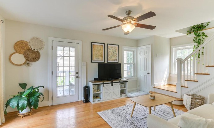 Front Royal House | Chic Front Royal Retreat Near Shenandoah River!