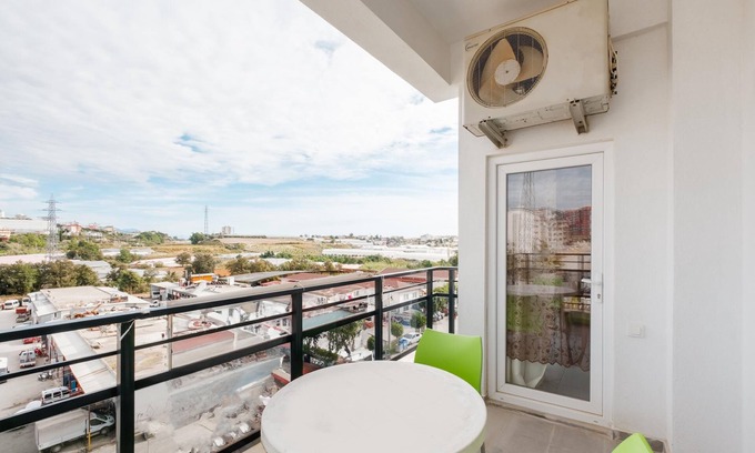 Avsallar Apartment | Chic Residence w Balcony 5 min to Beach in Alanya