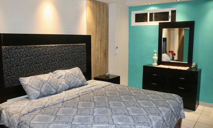 El Caloso Apartment | Chic & Spacious Hideaway Just Minutes From Zona Romantica