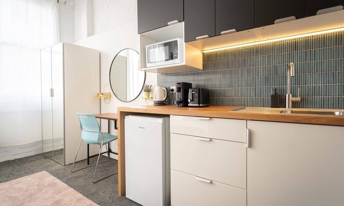 Darlinghurst Apartment | Chic Studio C｜Oasis in the Heart of Darlinghurst