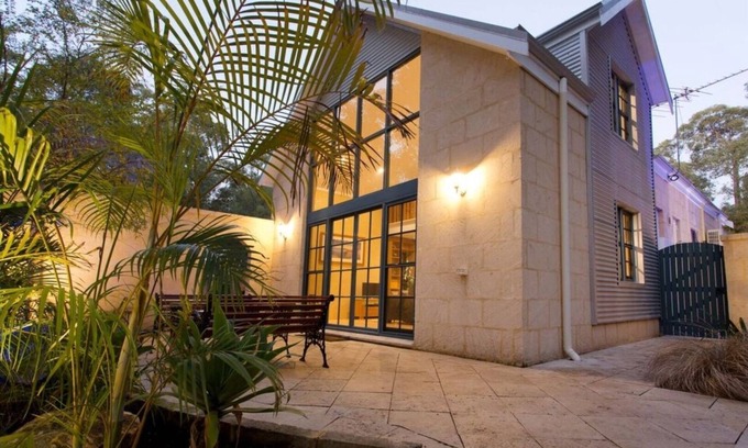 Chidlow Villa | Chidlow, Lake Leschenaultia, cycling & walking, Book the Spa & Sauna, cost extra