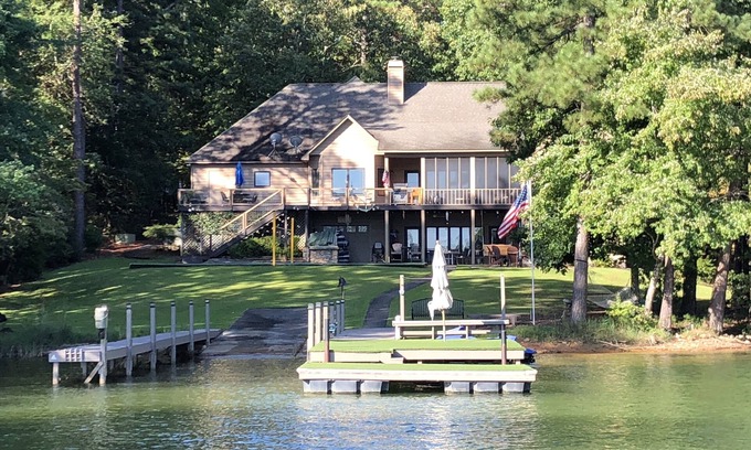 Alexander City House | CHILLAX! This place is just what the doctor ordered