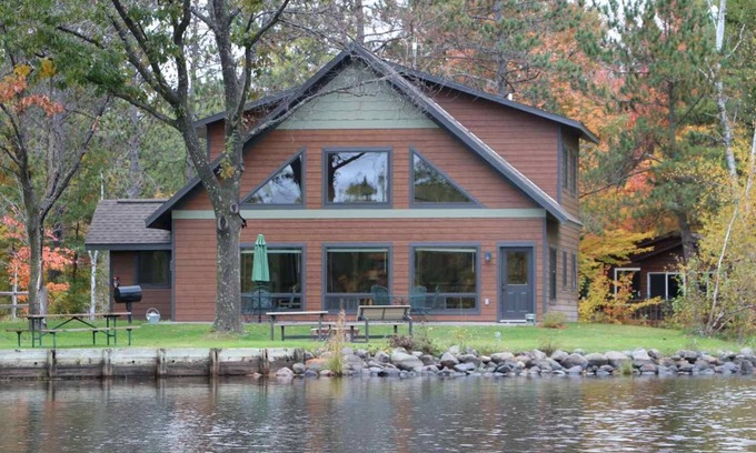 Hayward Cabin | Chippewa Flowage Luxury Cabin #9