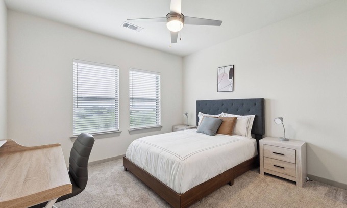 Cleburne Apartment | Chisholm Trace 734 I Spacious 1 Bed 1 Bath