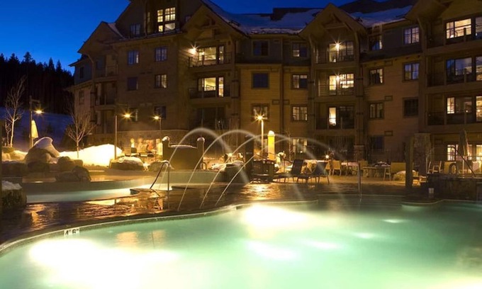 Breckenridge Apartment | Christmas Dream Vacation - Ski in/Out Luxury Condo - Sleeps 8
