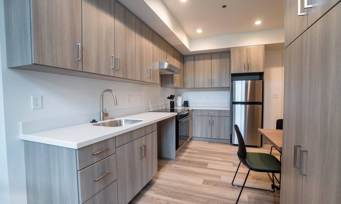 Valdez Hotel | Chugach Naswik Suites