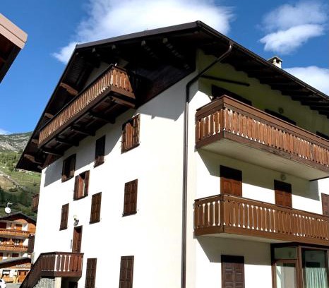 Isolaccia Apartment | Cima de' Piazzi Apartment 2