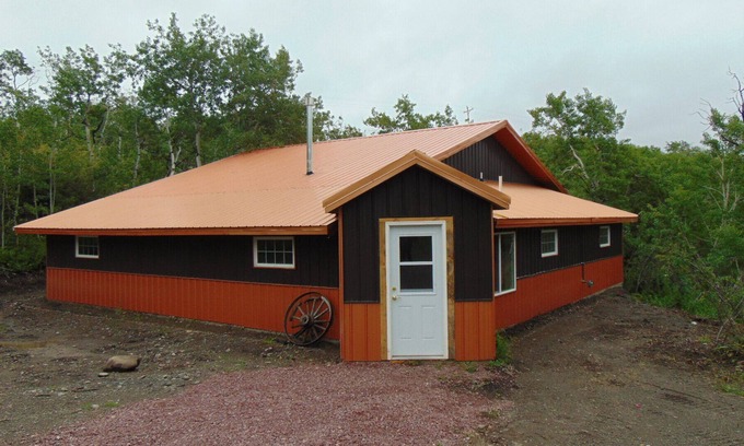 East Glacier Park Village House | Circle R Ranch House