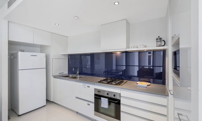 Surfers Paradise Apartment | Circle on Cavill - 20th Floor Luxury