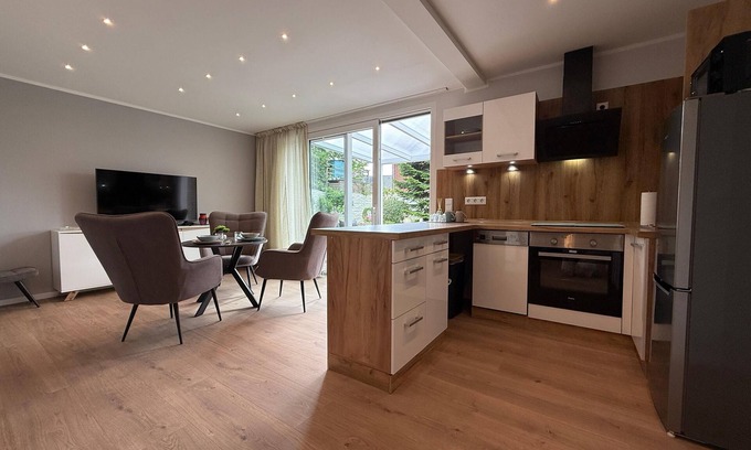 Varel Apartment | City Apartment Varel: Modern apartment with covered terrace in the city center