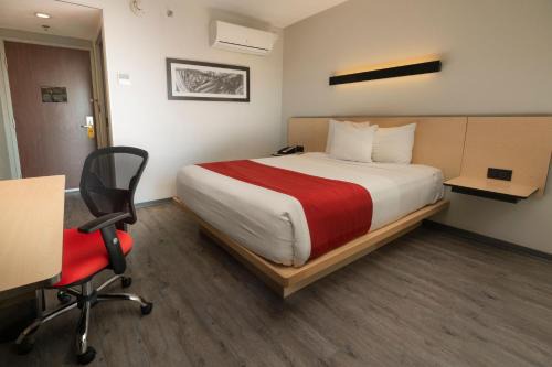Pudahuel Hotel | City Express by Marriott Santiago Aeropuerto