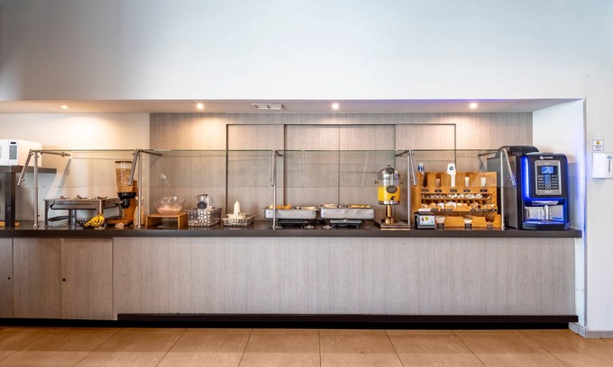 Merida Municipality Hotel | City Express Junior by Marriott Merida Altabrisa