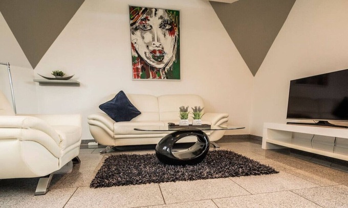 Nordhorn Apartment | City Galerie - Apartment with a view of the water