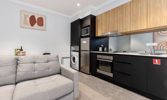 Wagga Wagga Hotel | Civic Apartments