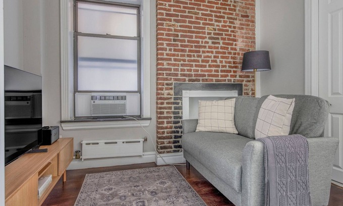 Nolita Apartment | Classic Nolita 1BR w/W/D, near Groceries & Shopping, by Blueground
