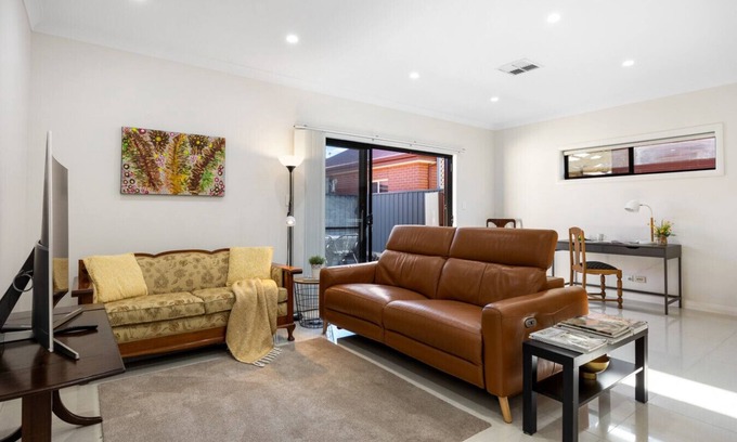 Torrensville House | Clay & Clover