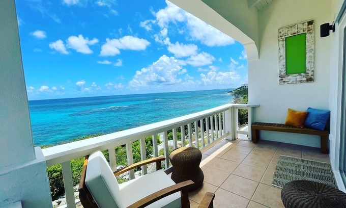 Island Harbour Villa | Clearview Villas (UPPER): Casual, Bright, Affordable, Perfect for Families