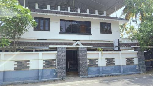 Varkala Hotel | Cliff Petals by Saash Hotels