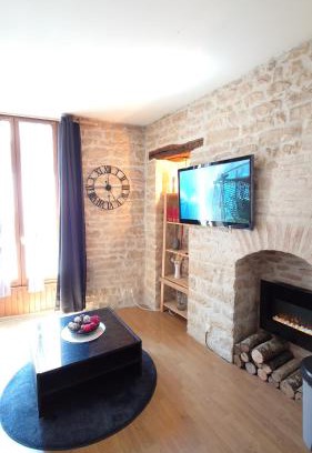 Faubourg North Apartment | Clos des Perrières Cosy T2 Centre Ville Dijon Gare