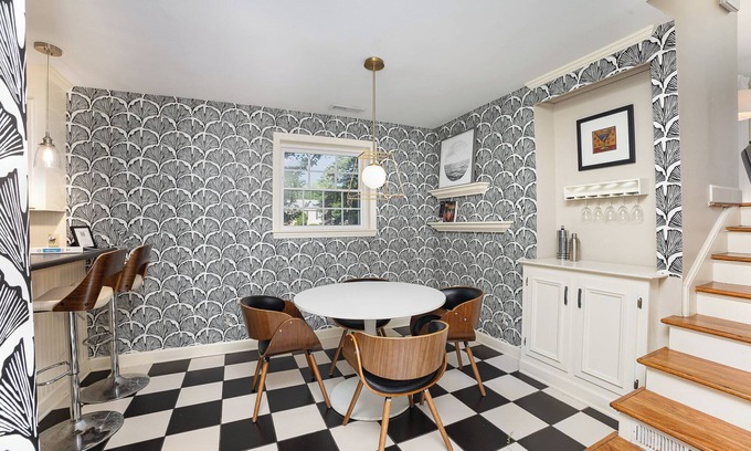 SouthPark House | Close 2 Southpark~Pet Friendly w/Fenced-In Yard