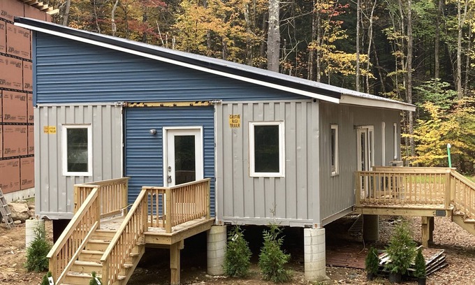 Bartlett Ski Chalet | Close to Attitash, Hiking, Rivers, Storyland, Santa's Village and More!.