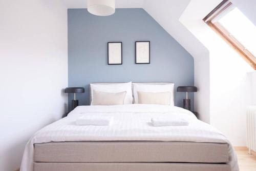 Mariahilf Apartment | Close to Shopping Street I Close Metro I Designer