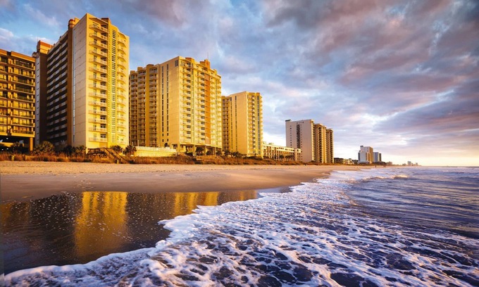 Ocean Drive Condo | Club Wyndham Ocean Blvd 2 Bedroom North Myrtle Beach. On the Beach!