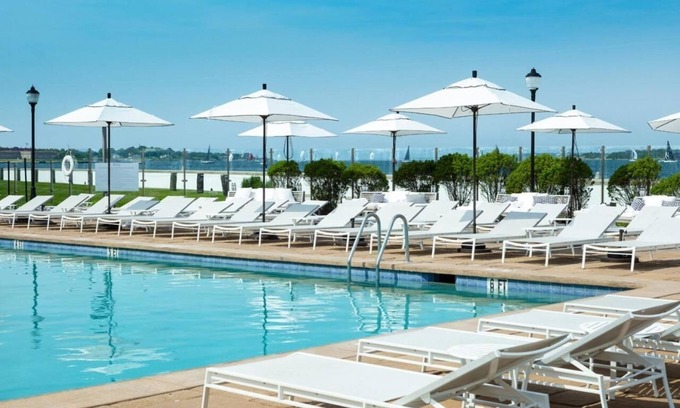 Goat Island Hotel | Coastal Escape! Unit w/Pool, Gym, Near Downtown Shops & Seaside Scenic Spots!