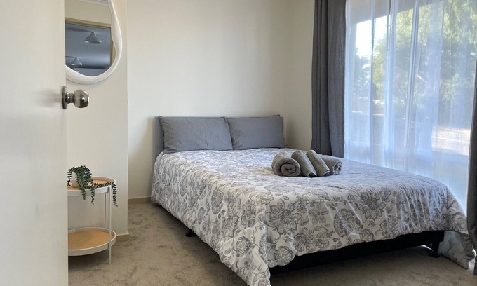 Rosebud House | Coastal Retreat in Rosebud !