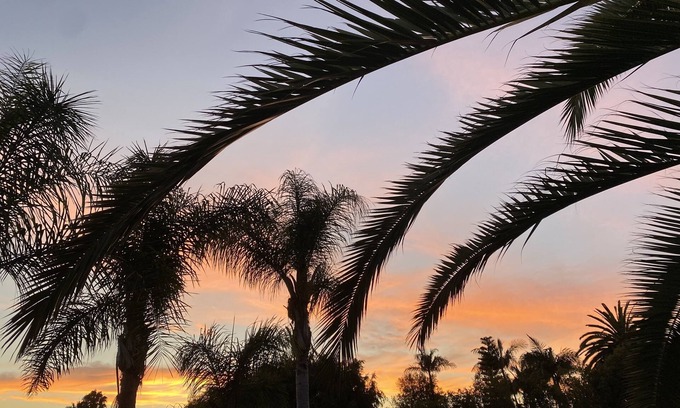 Carlsbad House | Coastal Studio Retreat! WALK TO BEACH! 1 min DRIVE TO BEACH! GREAT LOCATION!