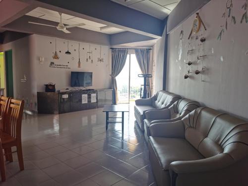 Bayan Lepas Apartment | Coastside Homestay