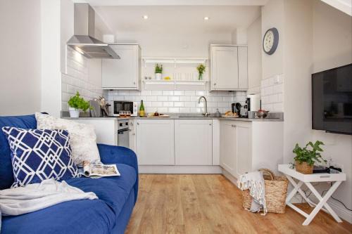 Sidmouth House | Cobblers Cottage