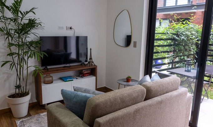 Surquillo Apartment | Coco Home&work 101 | Miraflores