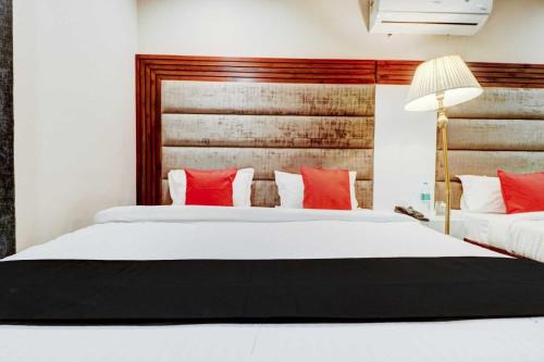 Karnal Hotel | Collection O Kalpana Chawla Hospital Karnal