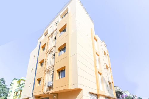 Bhubaneshwar Hotel | Collection O Patra Inn