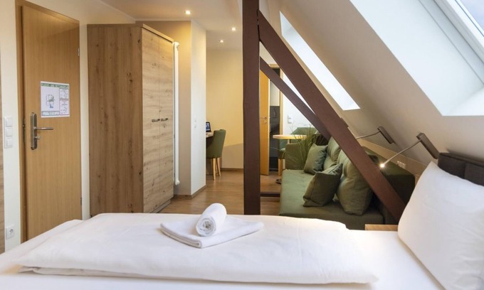 Rhens House | Comfort double room GH-Last-Minute-Rate B&B - AKZENT Hotel Roter Ochse