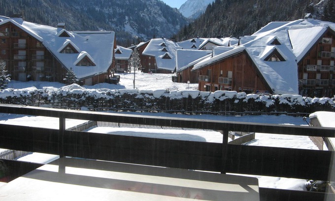 Les Contamines-Montjoie Apartment | Comfortable 2-room apartment at the foot of the slopes