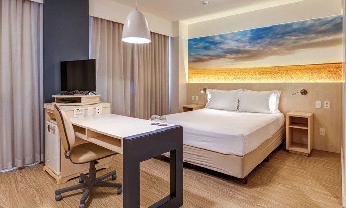 Alphaville Industrial Hotel | Comfort Suites Alphaville