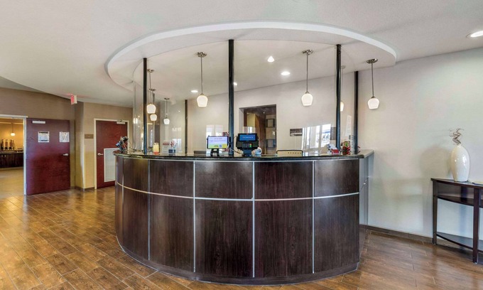 Blythe Hotel | Comfort Suites Blythe