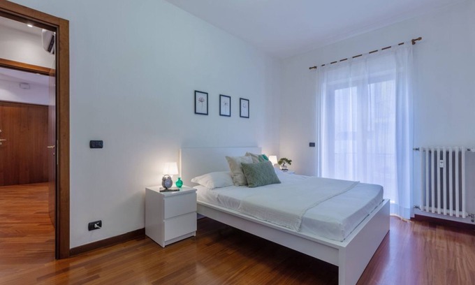 Ferrara Historic Centre Apartment | Comfortable 80 sqm apartment that can accommodate up to 7 people located on the third floor of a building without a lift.The property is located in the center of Ferrara just outside the eastern walls, a few steps from Corso della Giovecca.The accommodat