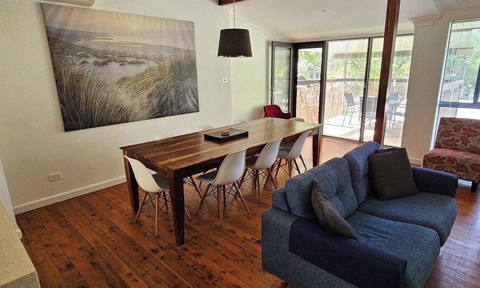 South West Rocks House | Comfortable air conditioned, pet friendly holiday home with large open.