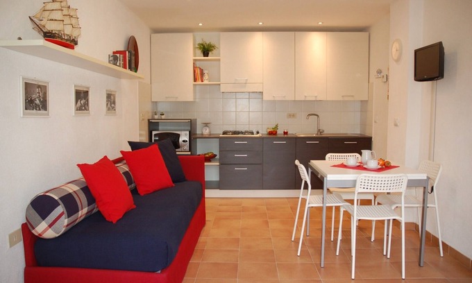 Calice Ligure Apartment | Comfortable apartment in villa.CIN en009016c29ul69drg