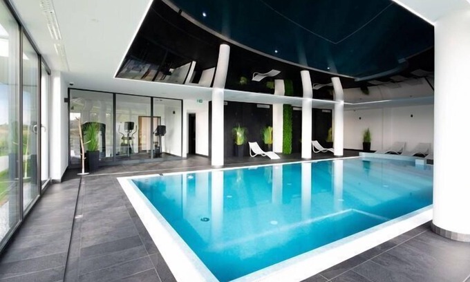 Kolobrzeg Apartment | Comfortable apartment with balcony, swimming pool, sauna, whirlpool, Kolobrzeg