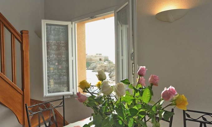 Giens Apartment | Comfortable duplex on the peninsula of Giens facing Porquerolles sea view